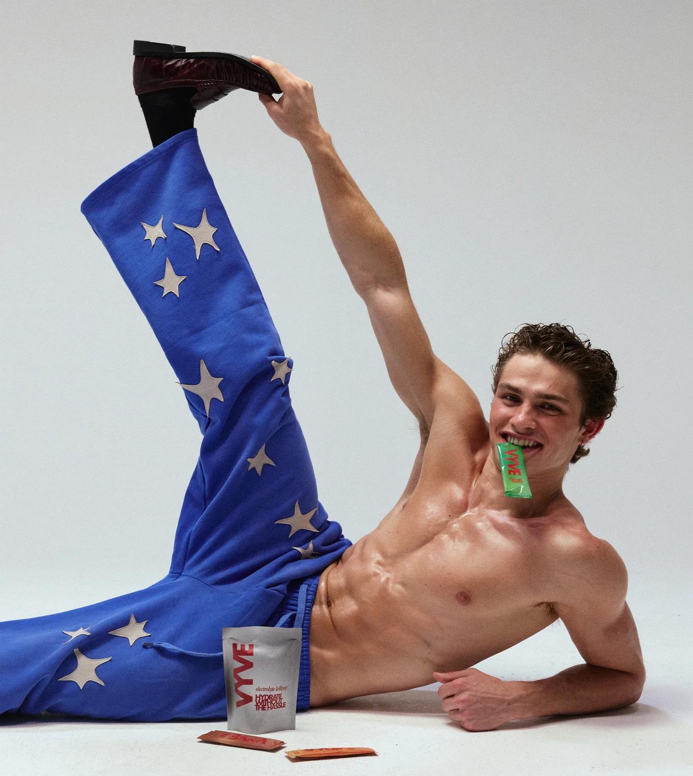 VYVE blue stars campaign image